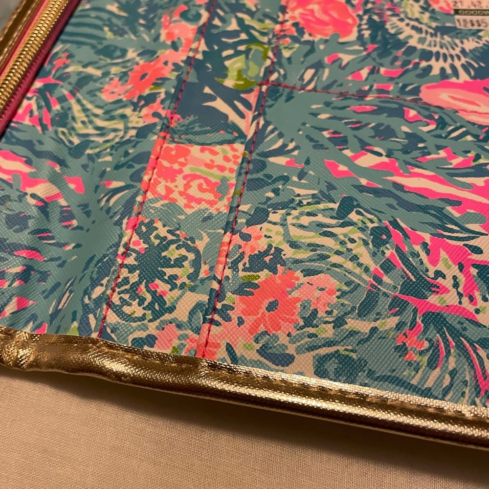 Lilly Pulitzer Colorful Travel Bag - Pink, Blue, Green - Picture 5 of 7
